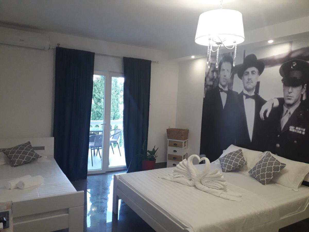 Ana Apartmani Sveti Stefan Exteriér fotografie