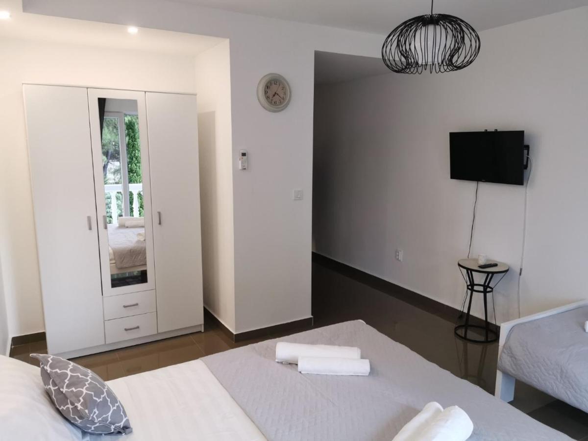 Ana Apartmani Sveti Stefan Exteriér fotografie